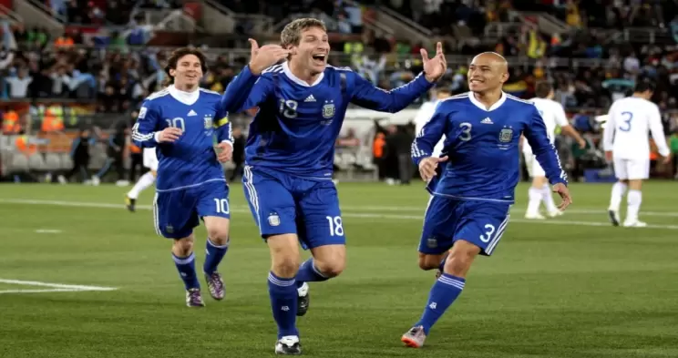 老鹰vs国王直播_专业高清老鹰vs国王直播赛事直播_免费观看老鹰vs国王直播比赛-24直播